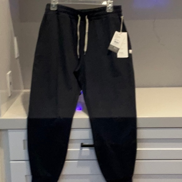 NWT VUORI PERFORMANCE JOGGER PANTS SIZE MEDIUM. MIDNIGHT HEATHER. - Picture 4 of 5